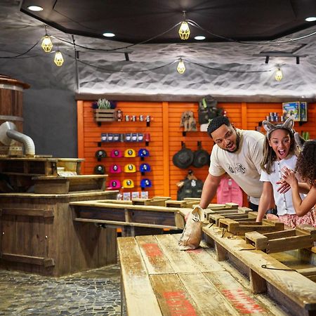 Great Wolf Lodge New England Leominster Dış mekan fotoğraf